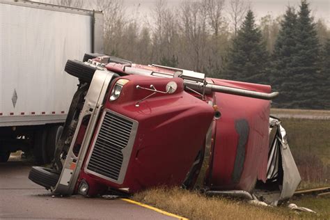 Bloomington Semi Truck Accident Lawyer